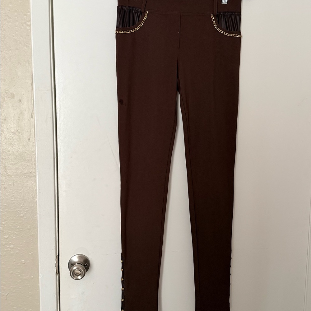 Gucci Brown Leggings with Chain Accent